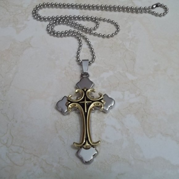 *5/35* New Stainless Steel Black and Gold Tone  Fancy Cross Necklace - Picture 1 of 4